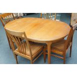 Macintosh extending dining table with 4x chairs