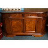 Fine quality sideboard - matching previous lot 190