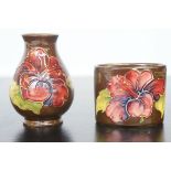 2x Moorcroft vases Height 10 cm