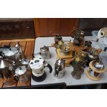 Collection of coffee grinders & others