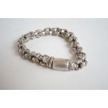 White metal skull bracelet