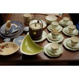 Part victorian tea set, Carlton ware bowls & a 187