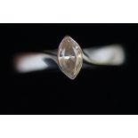 18ct White gold marquise diamond ring - SI Size L