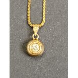 18ct Gold pendant set with solitaire diamond - cha