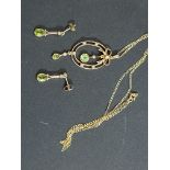 9ct Gold art nouveau style peridot & seed pearl pe