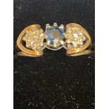 9ct gold ring set wth sapphire & 2 diamonds Weight