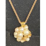 9ct gold chain diamond & pearl pendant
