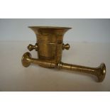 Brass pestle & mortar Height 10 cm