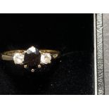 9ct Gold ring set with large sapphire & 2 cz stone