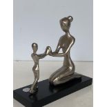 Mother & child sculpture