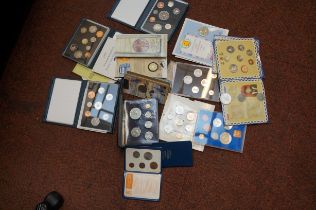 Collection of uncirculated British coins & others
