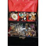 Jewellery box & unsorted contents