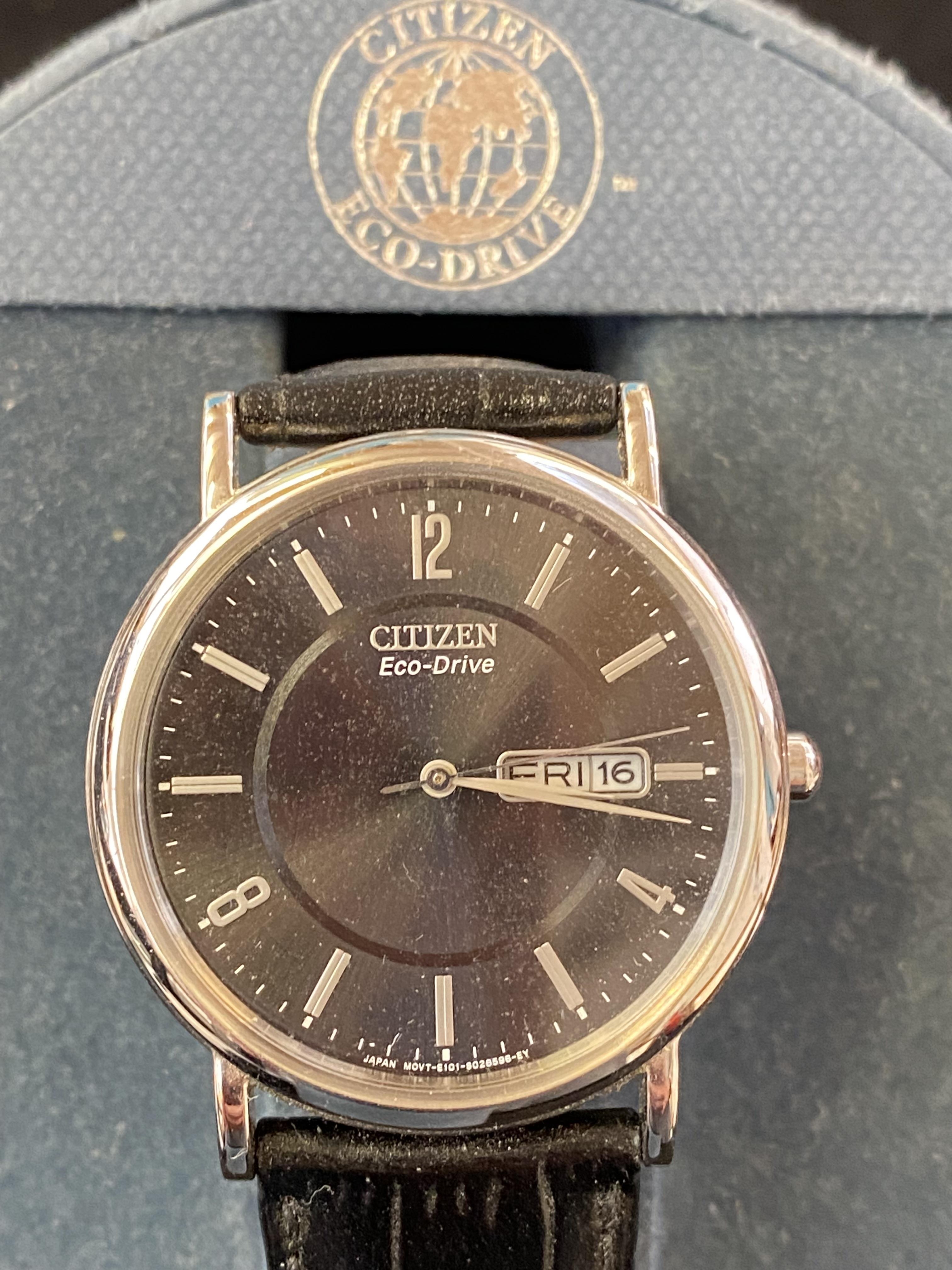 Citizen eco drive day/date wristwatch with box