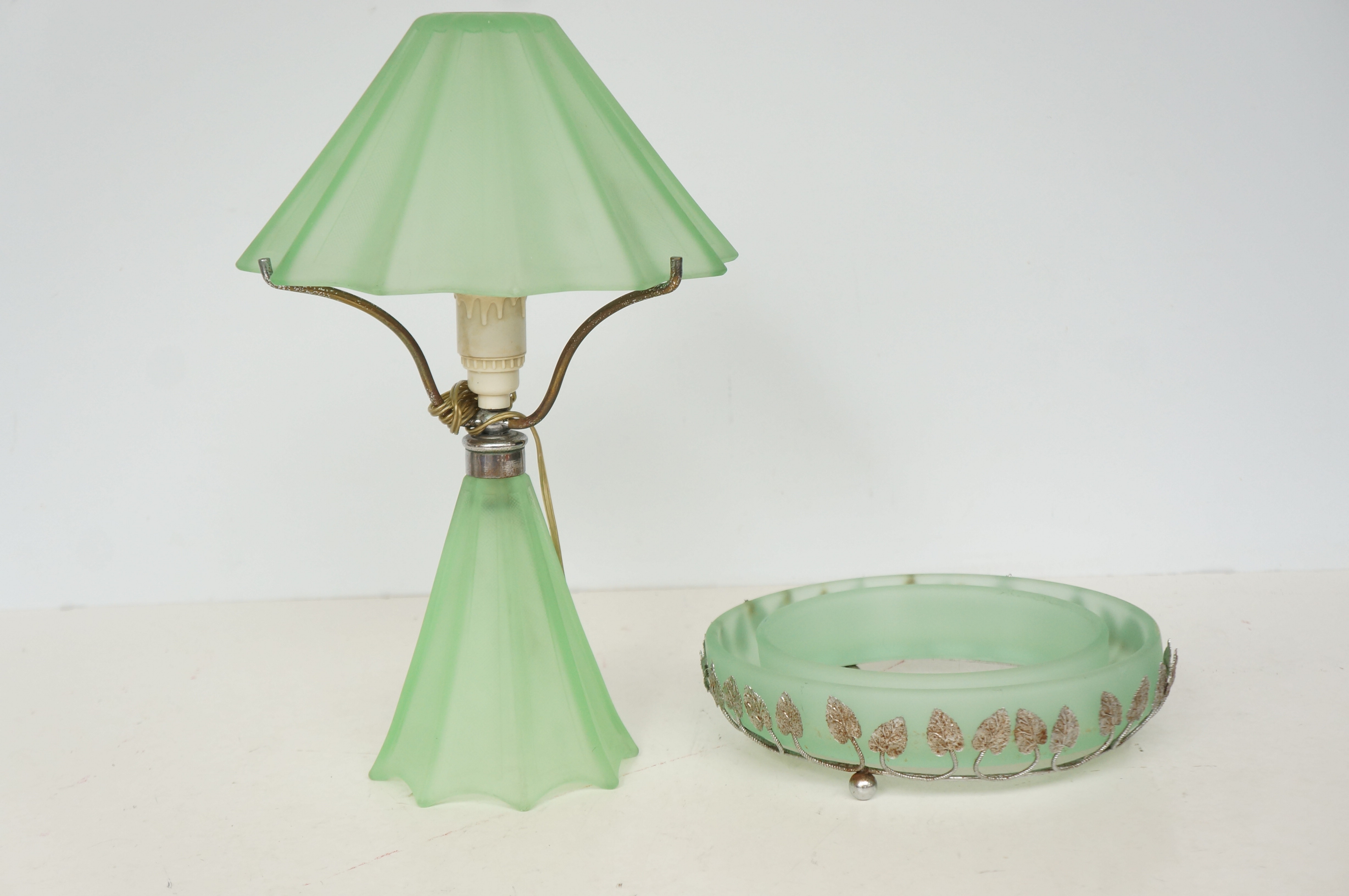 Bagley glass lamp & posy bowl