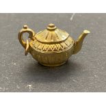 9ct Gold teapot charm/pendant