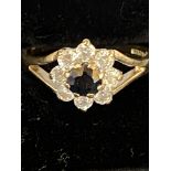 9ct Gold sapphire & cz stones Weight 2.3g Size O