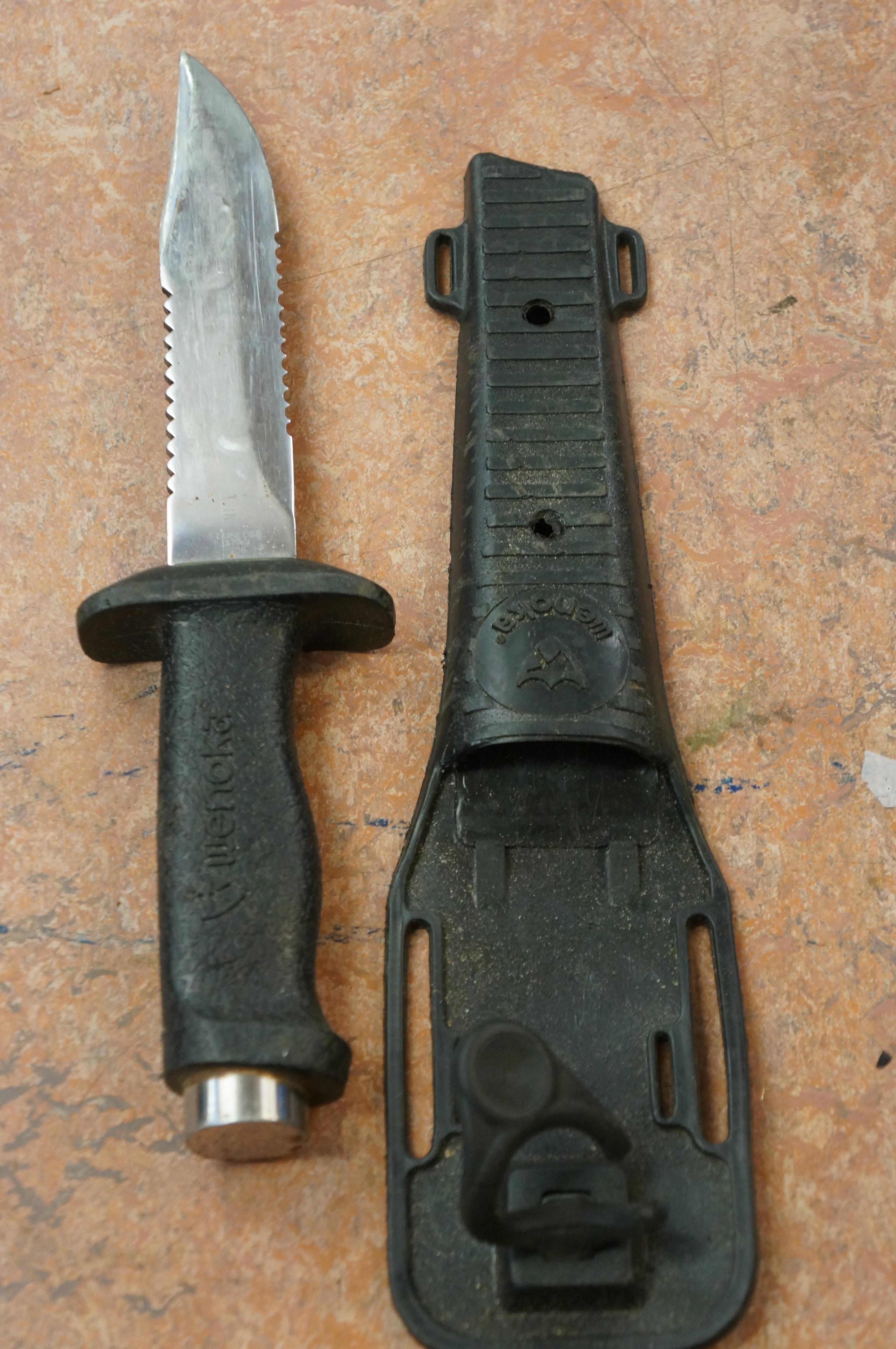 Divers knife