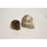 2 Agate stone skulls