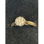 9ct Gold ring set with 7 diamonds Weight 2.6g Size