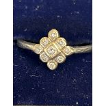 9ct Gold ring set with 9 diamonds Weight 3.2g size