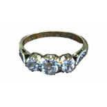 18ct gold 3 stone diamond ring Size L