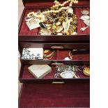 Jewellery box & costume jewellery content