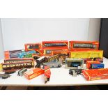 Collection of Hornby/Tri-ang 00 gauge