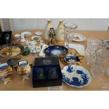 Good collection of glass & ceramics to include Nor