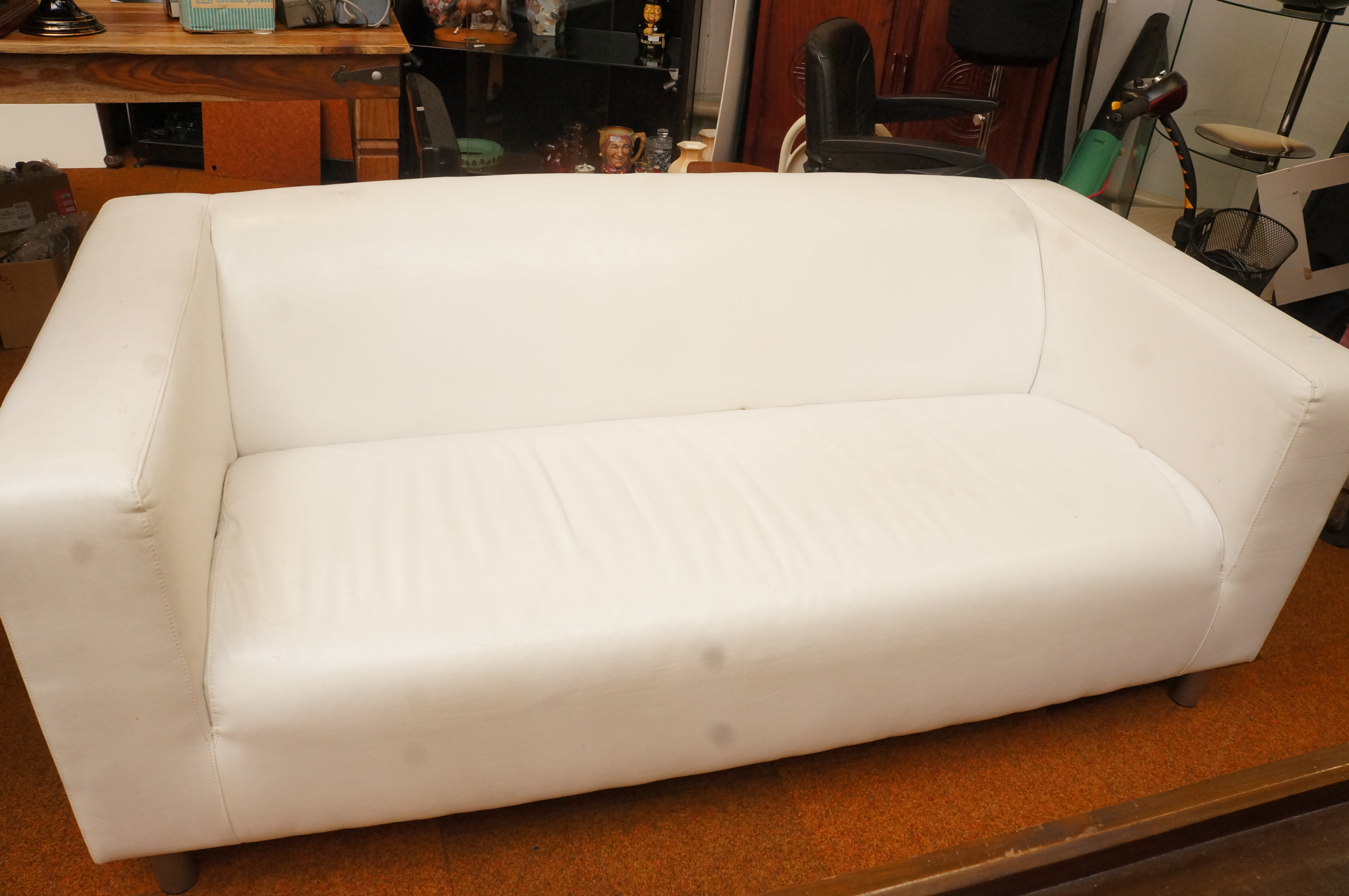 White leather 3 seater settee