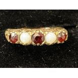 9ct Gold ring set with opal & garnet Size O