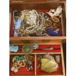 Jewellery box & costume jewellery contents