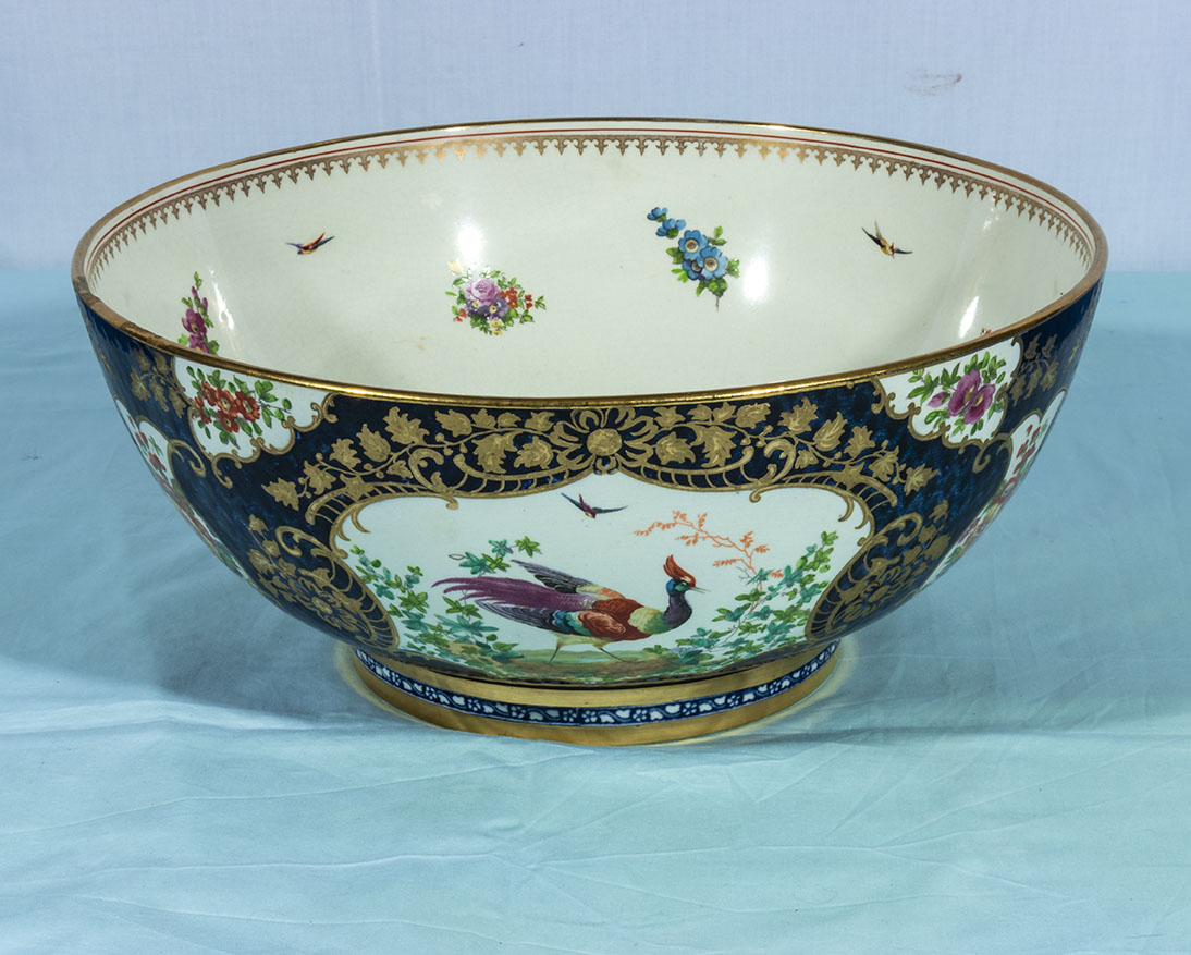 Booths silicon china Asiatic pheasant pattern bowl, 29cm dia. A/F