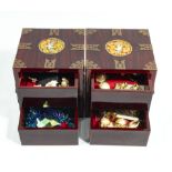 A modern Chinese jewellery box and contents