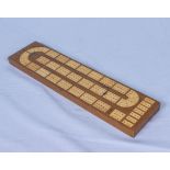 Vintage deluxe Cribbage board complete with pegs