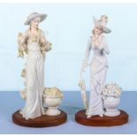 A pair of porcelain figures