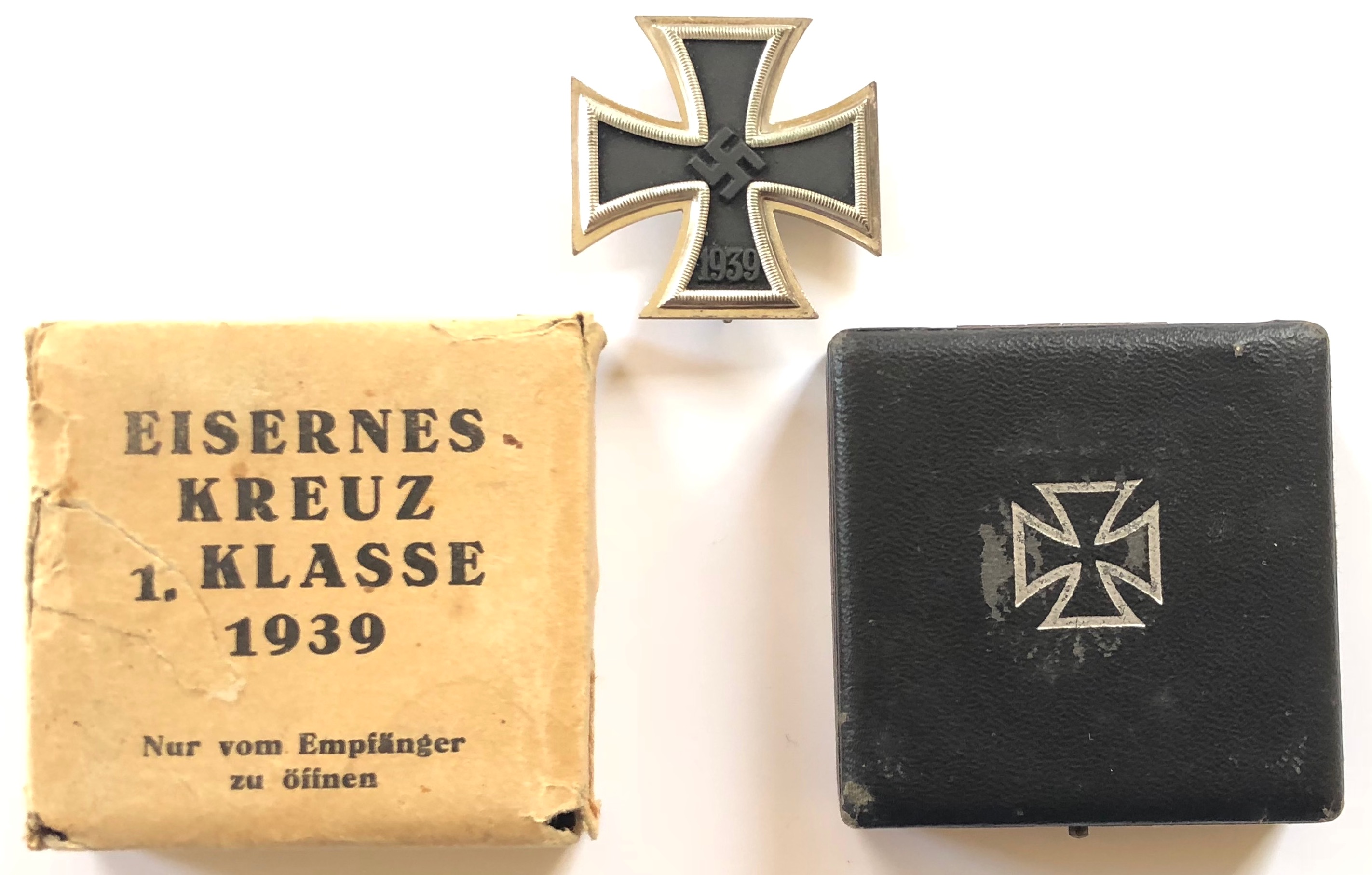 German Third Reich 1939 Iron Cross 1st Class in case of issue by Klein & Quenzer, Idar/Oberstein.