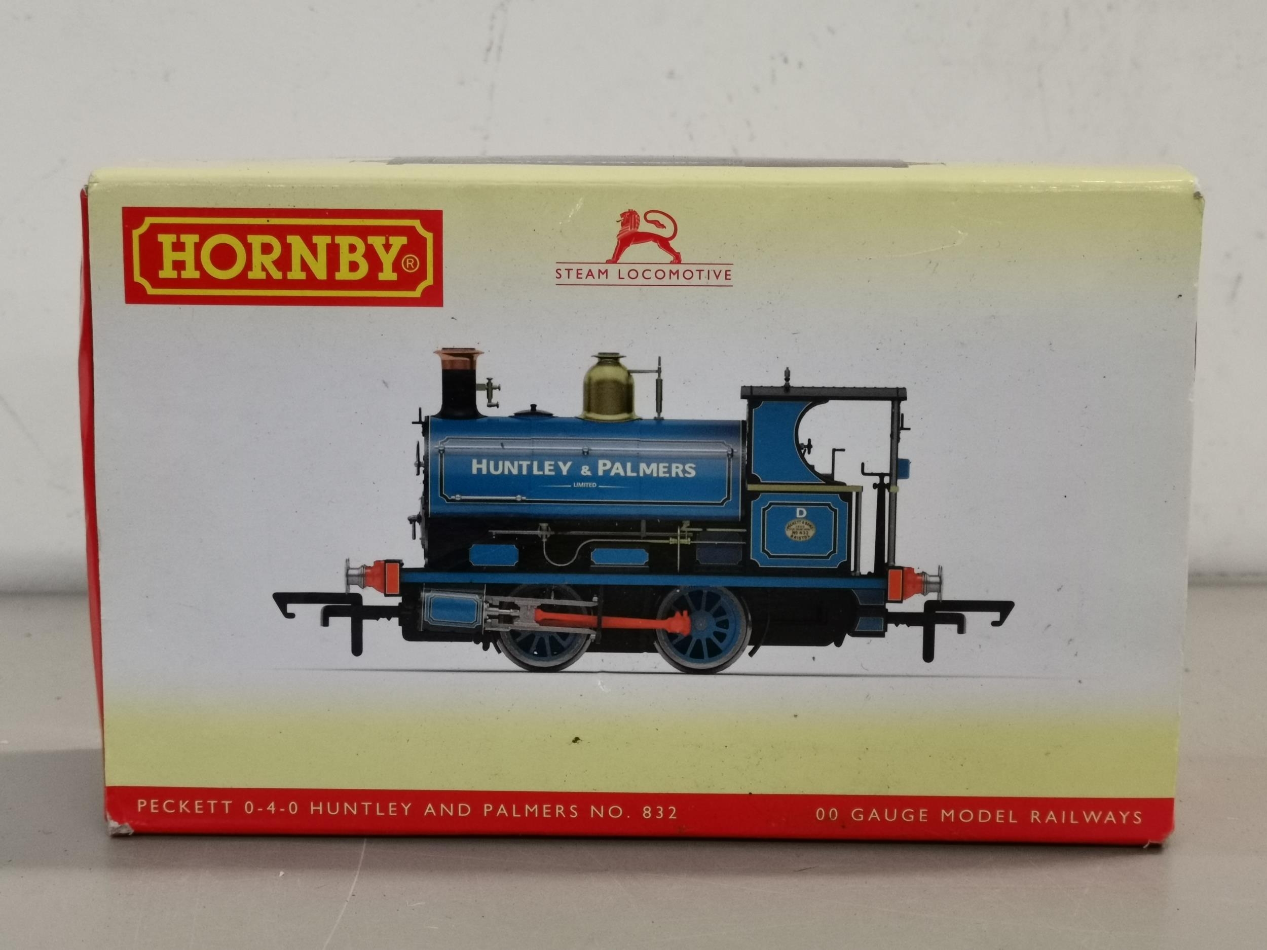 A Hornby 00 gauge Peckett 0-4-0 Huntley & Palmers No. 832 locomotive, in original box Location: 5:2