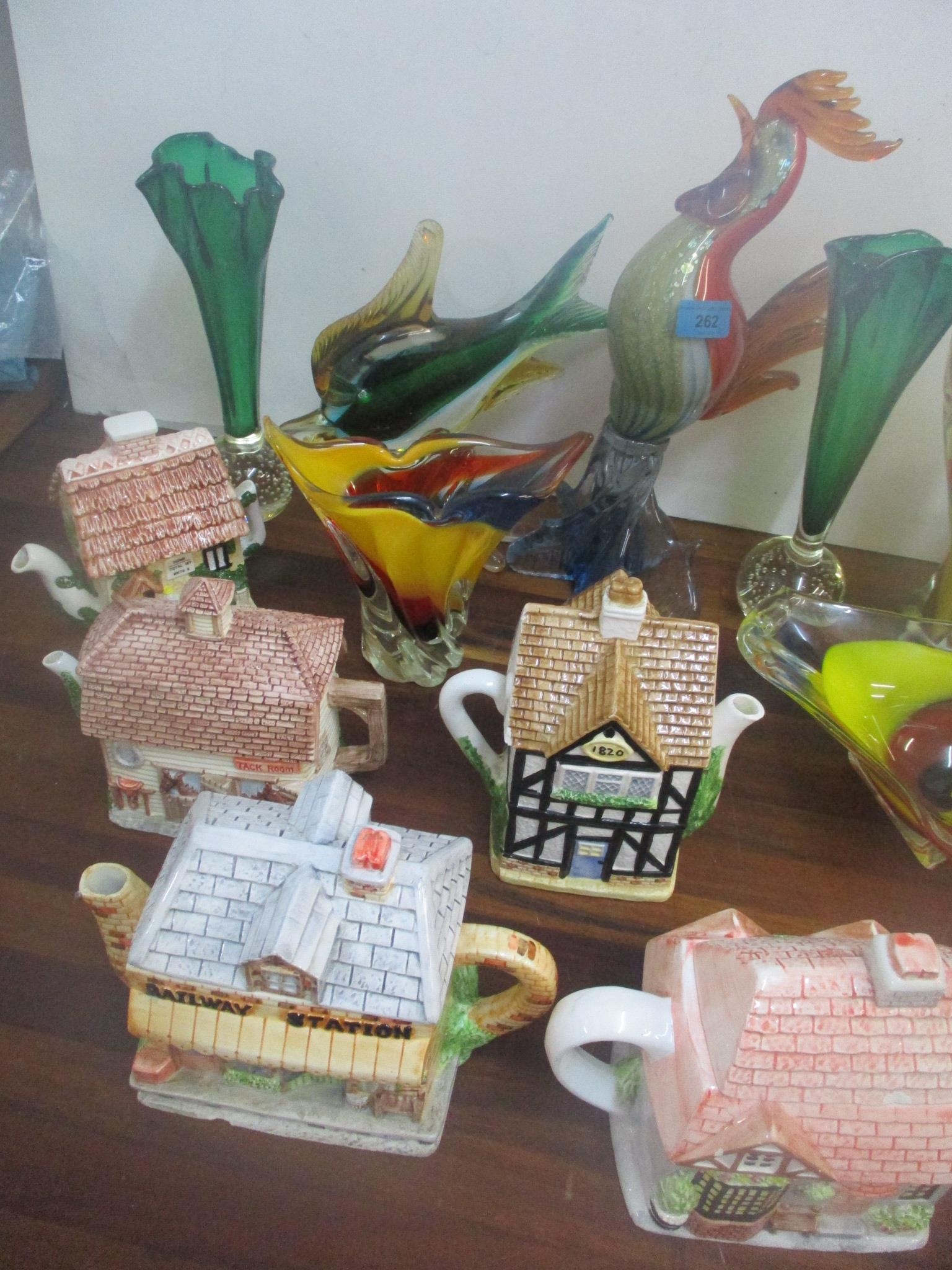 A mixed lot to include Murano cockerel, fish and other art glass, together with novelty teapots - Image 3 of 3