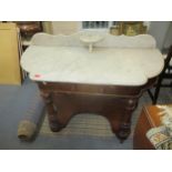 Victorian mahogany wash stand with extended marble top, single frieze drawer, turned front