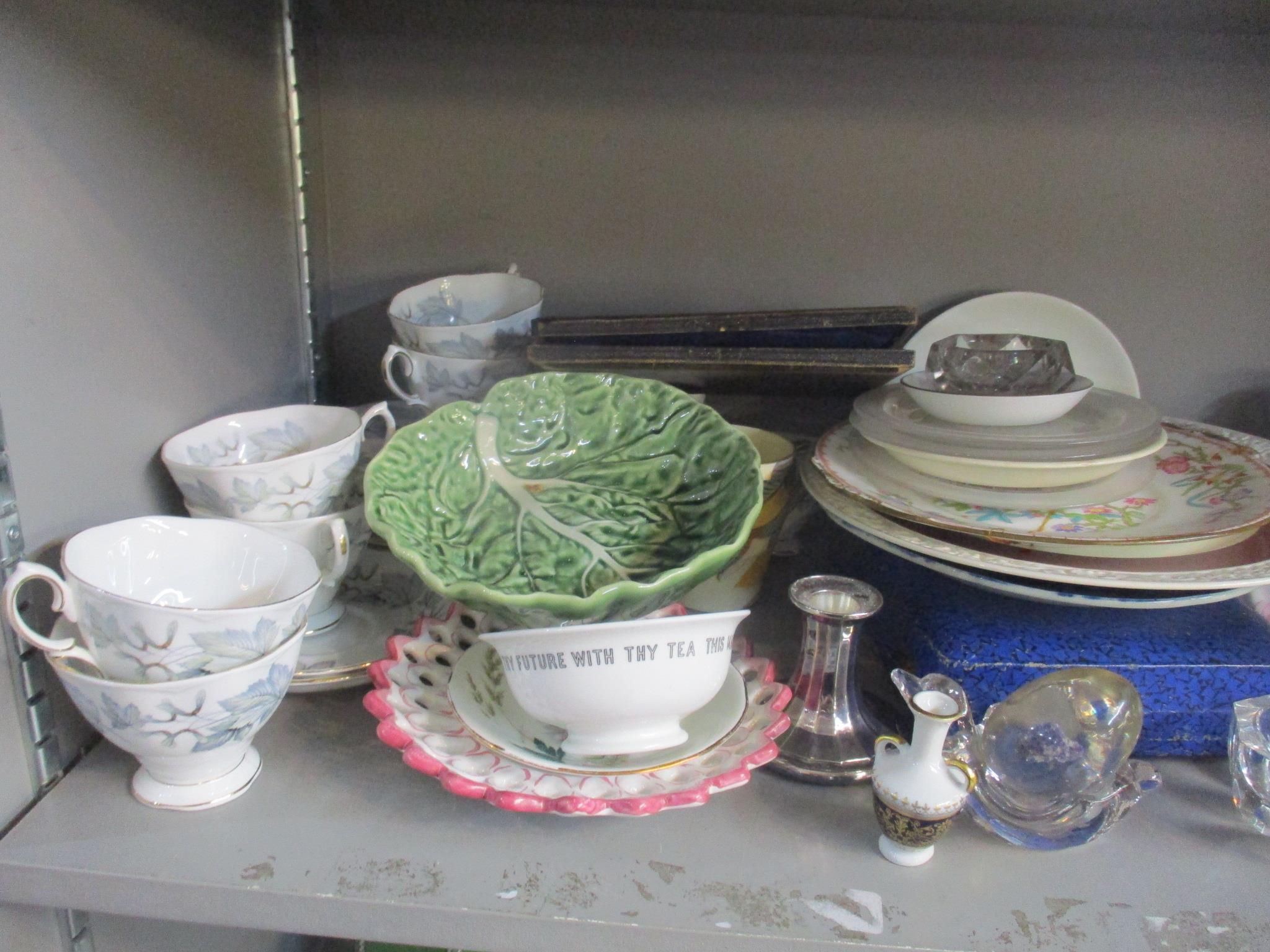 A mixed lot to include cased cutlery, Royal Albert silver Maple and other items Location: - Image 3 of 3