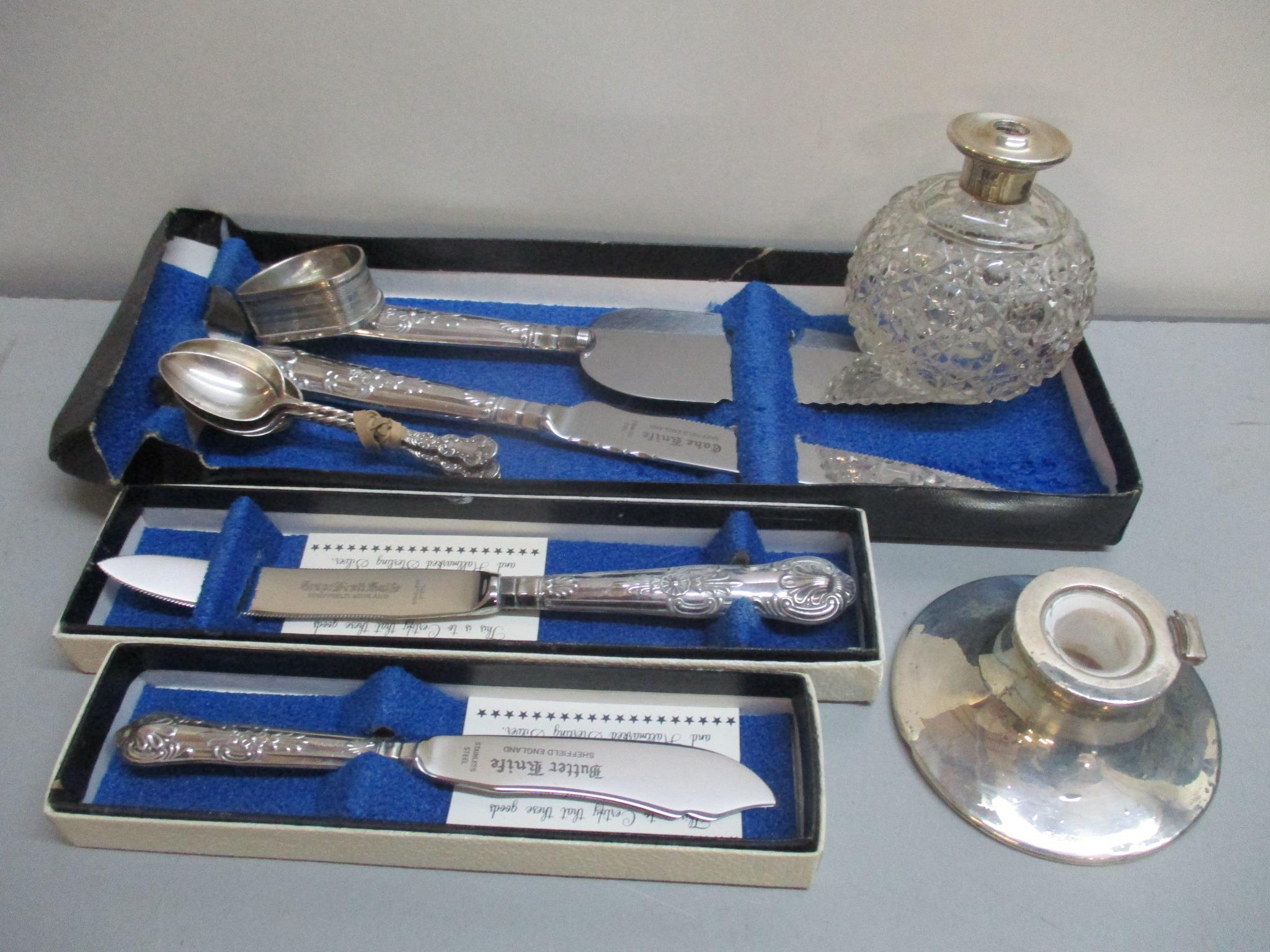 Silver handled Kings pattern flatware, a set of five silver teaspoons and a silver napkin ring and a