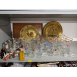 Vintage pub related items to include a Courage brass tray, various glasses, Old Holborn dominoes