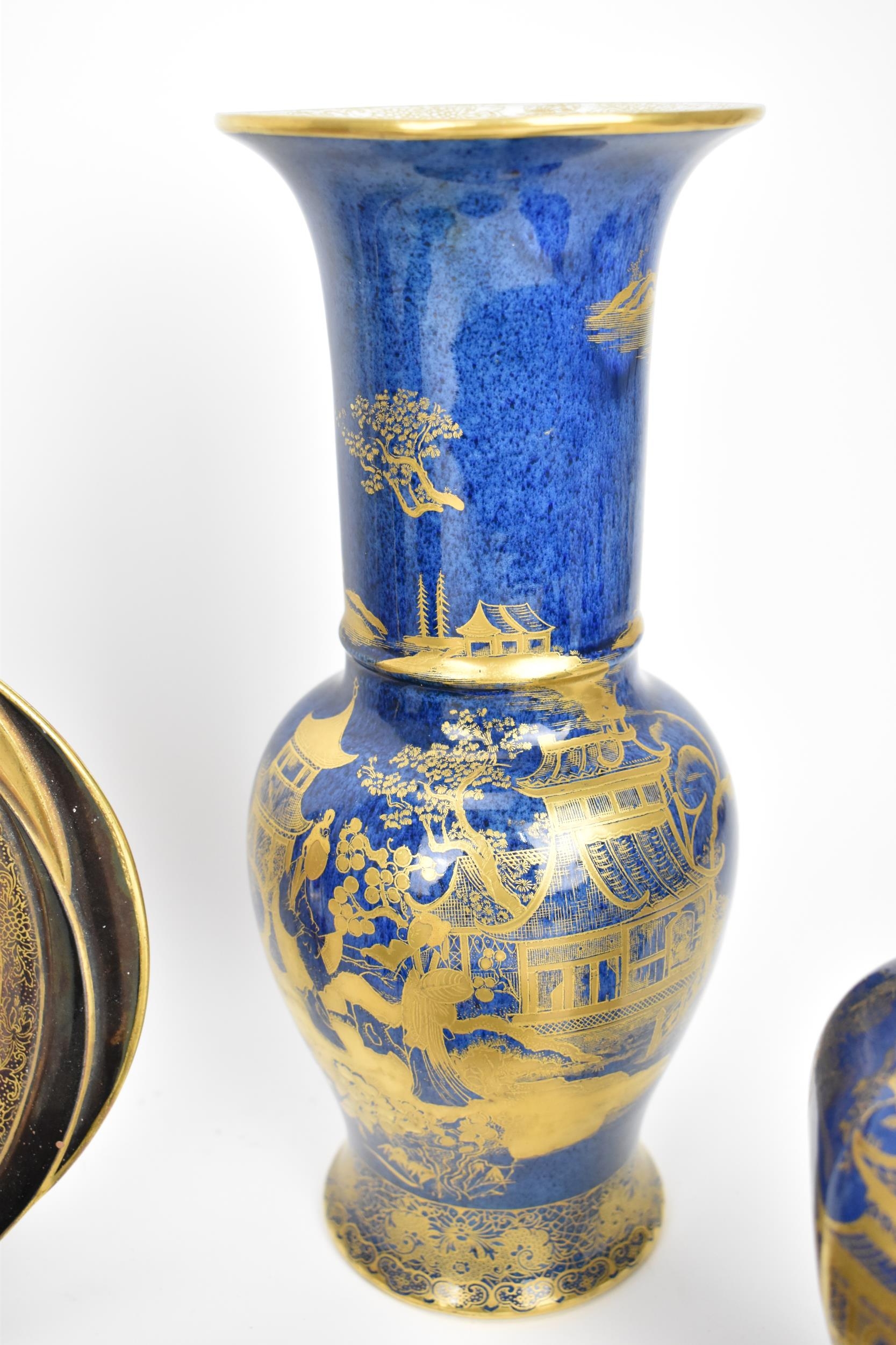 A collection of early 20th century Carlton Ware in the New Mikado pattern, comprising a tall vase, a - Image 6 of 10