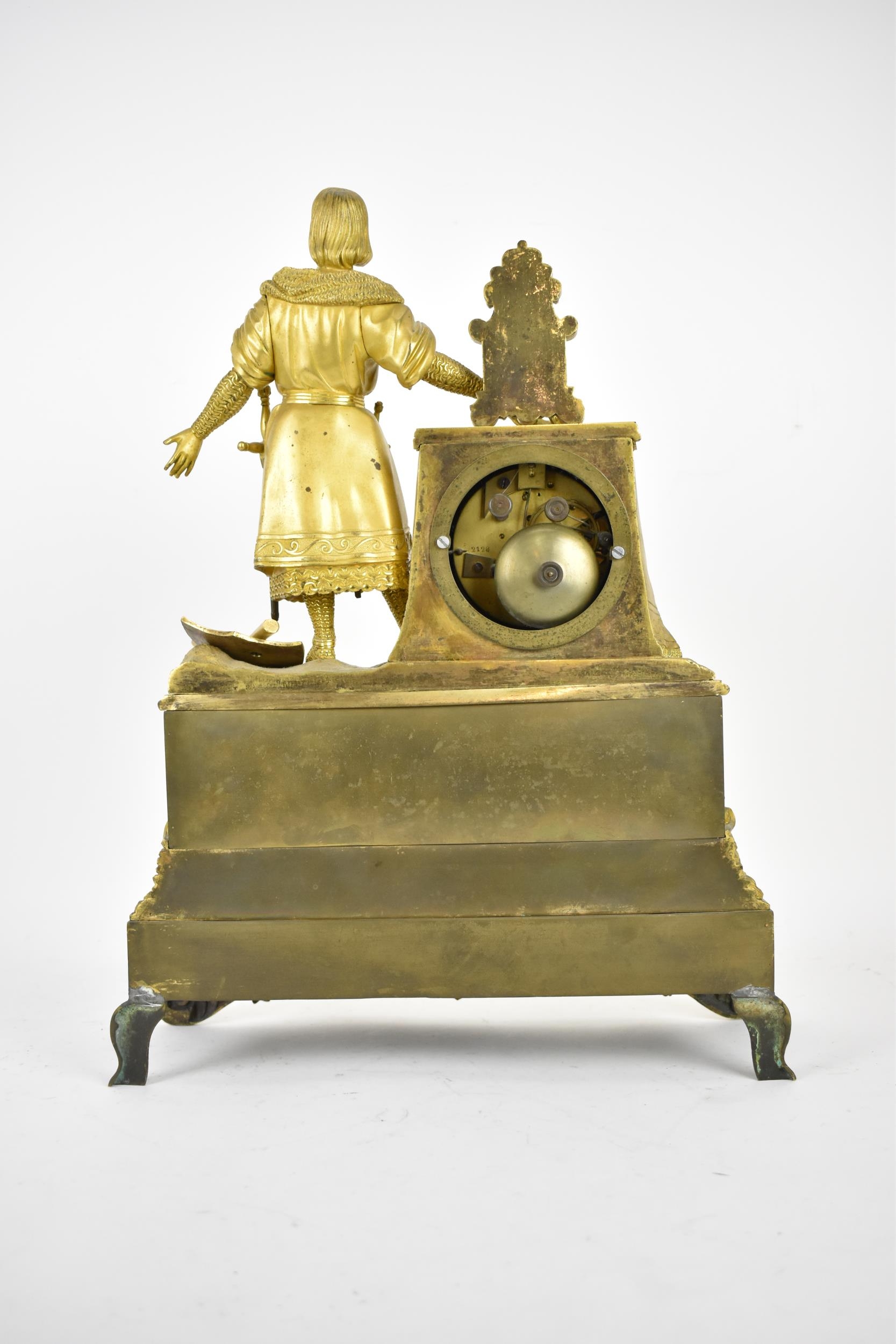 A 19th century French brass cased 8 day mantle clock, the case decorated with a figure, possibly - Bild 5 aus 9