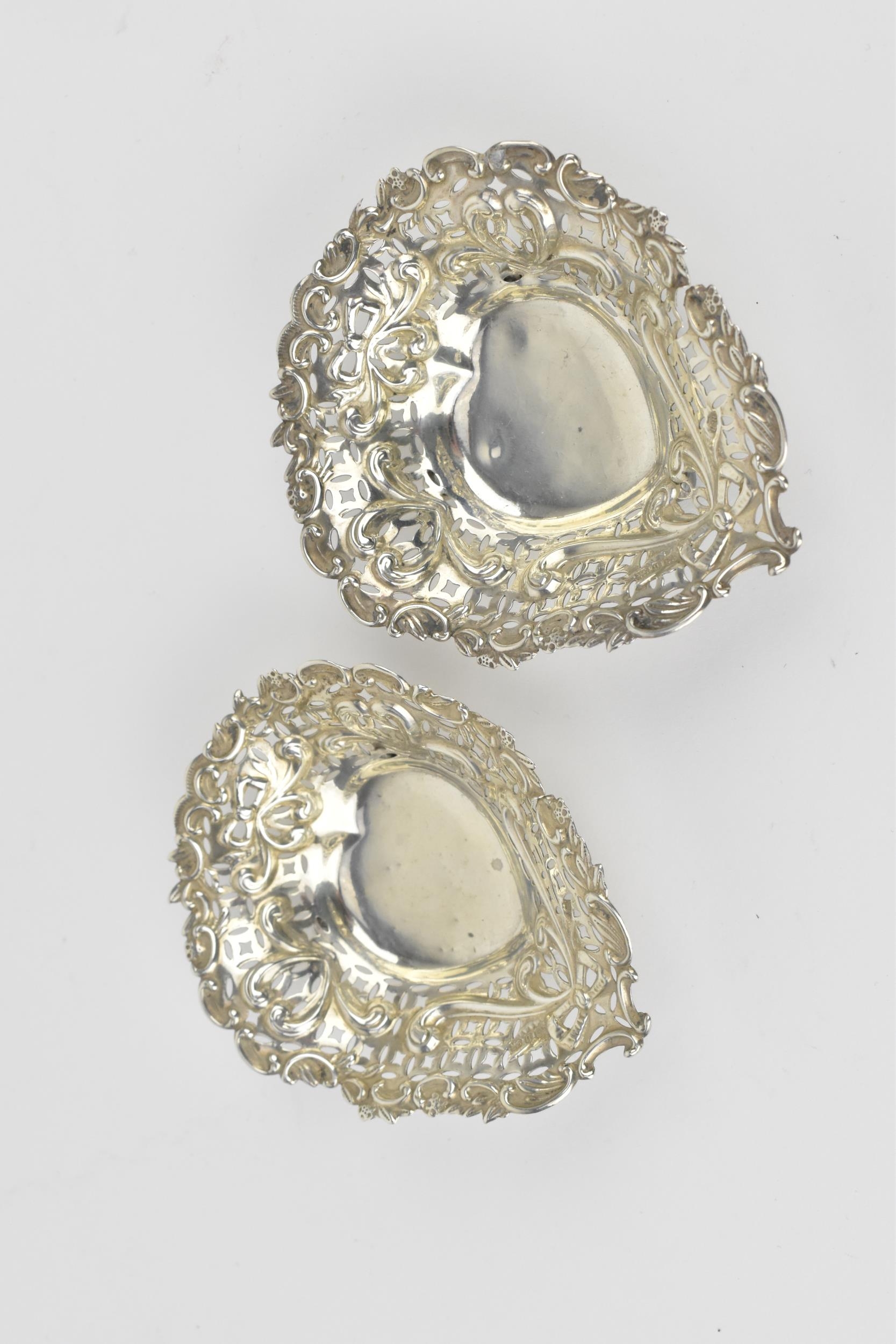 Two pairs of Victorian silver salts, to include one pair by Henry Bourne, Birmingham 1890, - Image 2 of 6