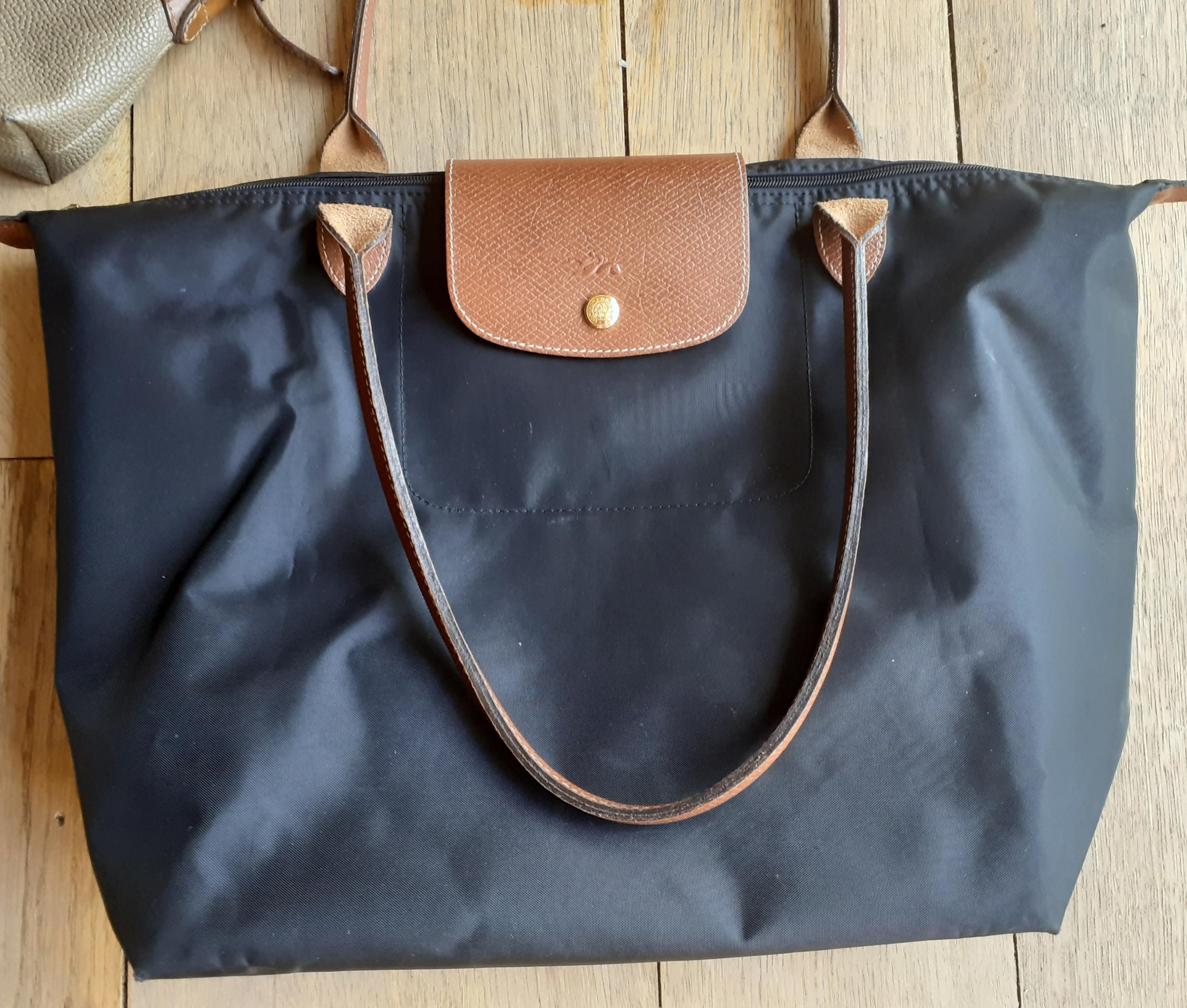 Longchamp and Mulberry- Le Pliage Medium size lightweight tote shoulder bag adaptable from a small - Image 2 of 6