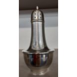 A 1930's silver sugar shaker, 138.5g Location:Porters