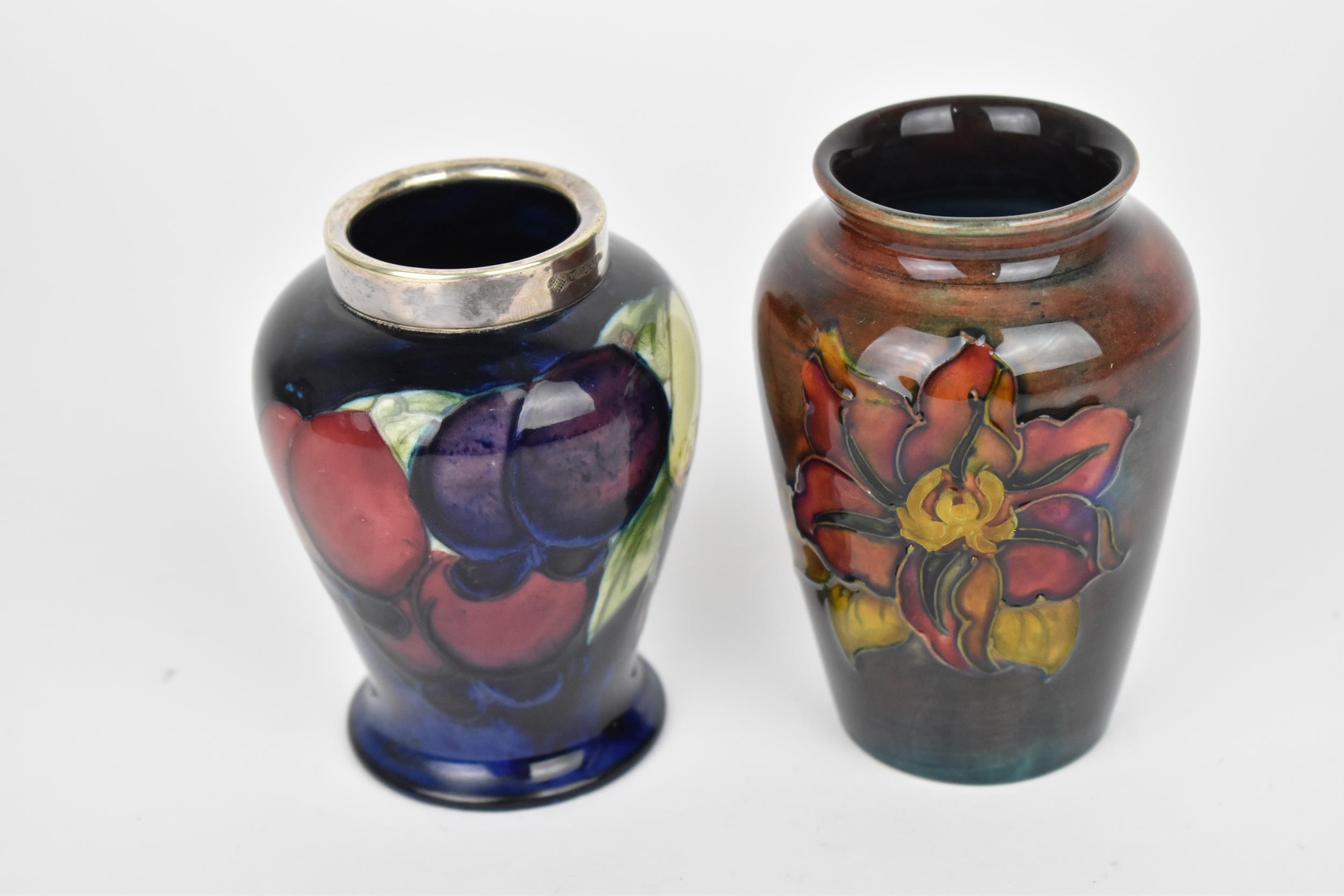 A Walter Moorcroft 'Clematis' pattern flambe vase, of tapered form with everted rim, the body with - Image 5 of 5