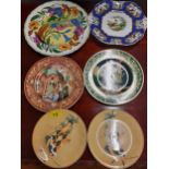 A selection of decorative collectors plates to include two Fontessa Commedia Del'Art plates, two The