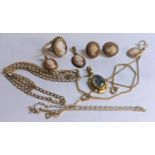 9ct gold jewellery set with cameos to include a ring, a pair of earrings, a pendant 7g total and two
